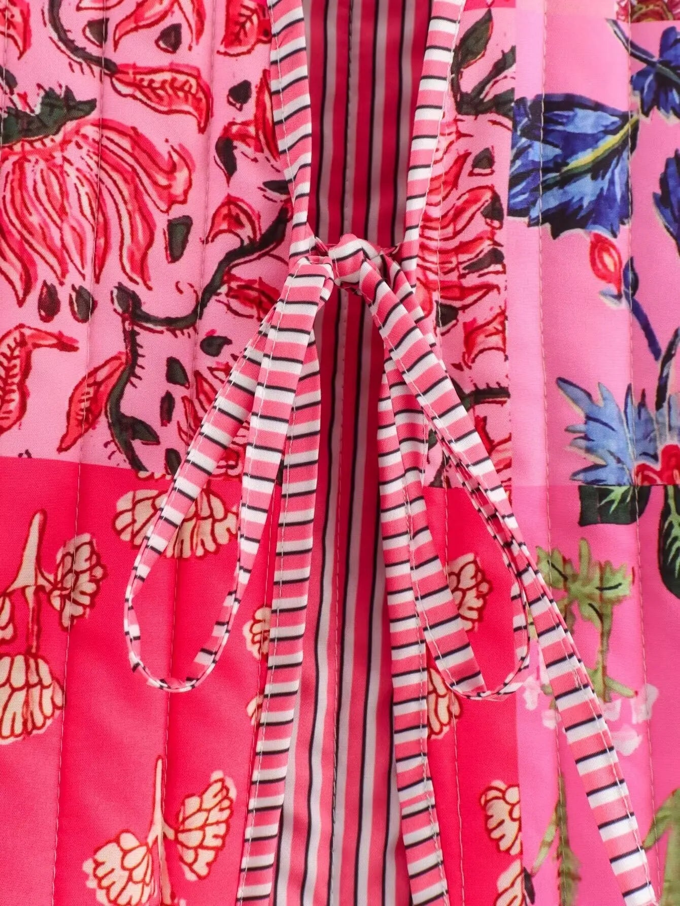 Sleeveless Retro Vintage